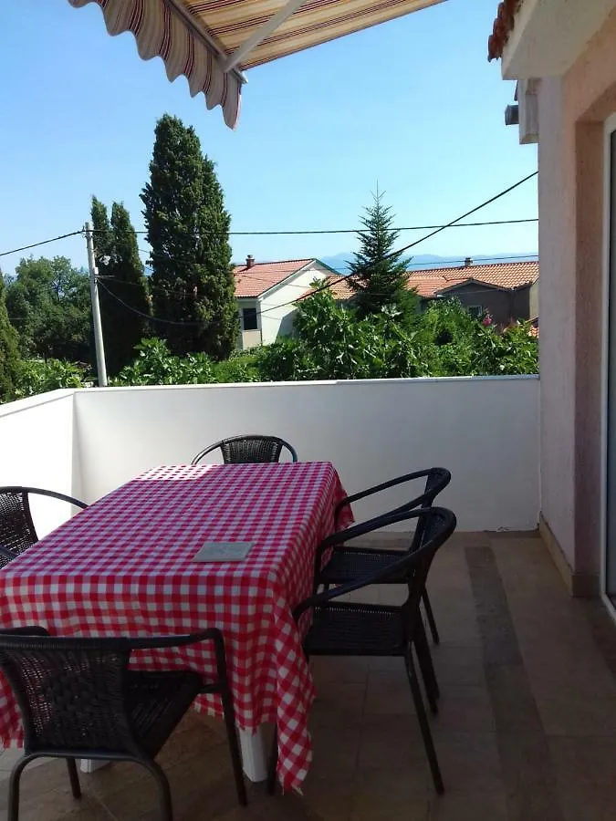 Edi Apartment Gabonjin 0*,  Croatia